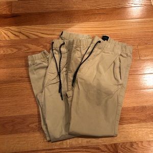 Boys American Eagle khaki joggers